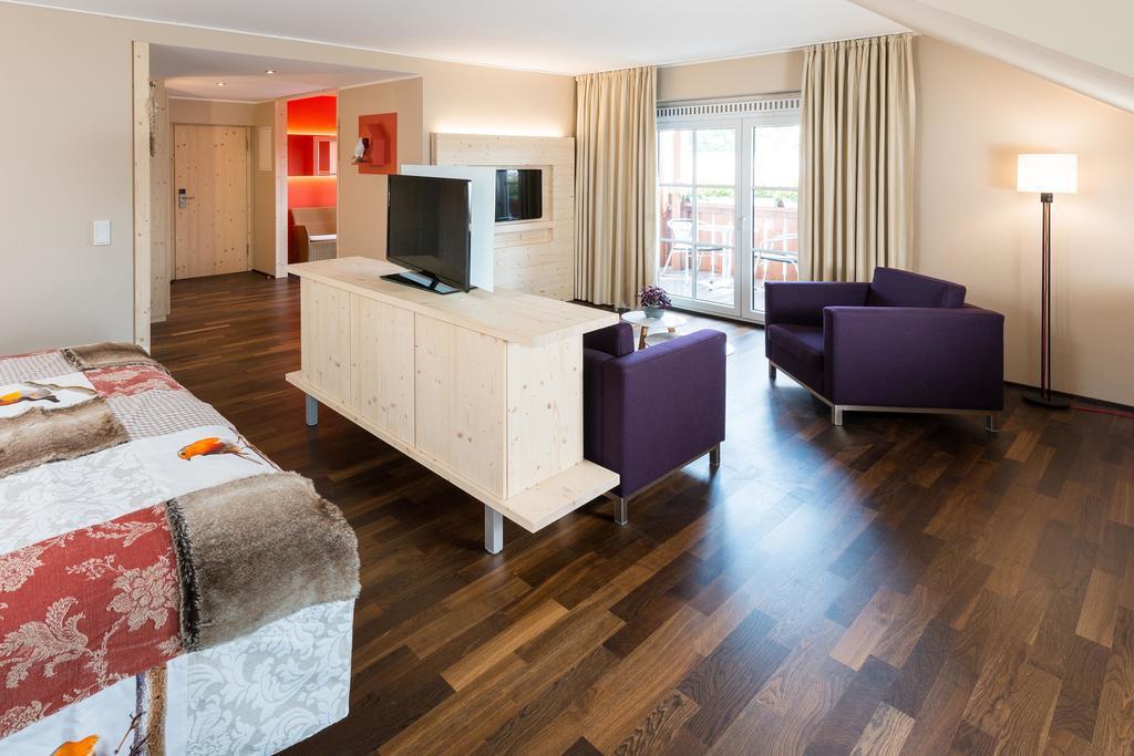 Feldmochinger Hof 4* Munich