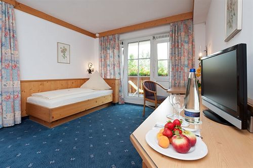 Hotel Feldmochinger Hof