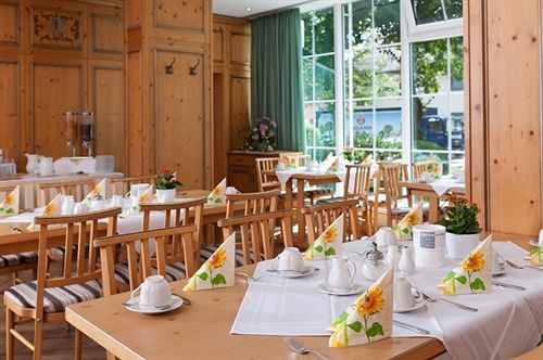 Hotel Feldmochinger Hof Munich